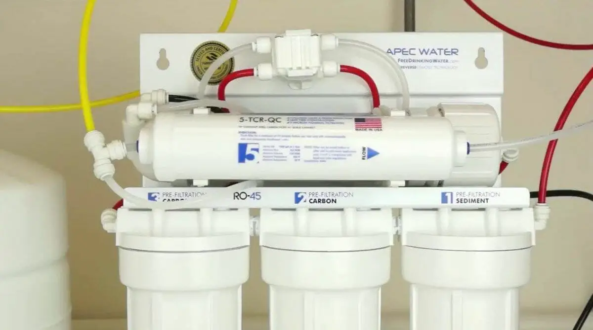The APEC Water Filter Review in 2022 [Is It Worth the Hype?]