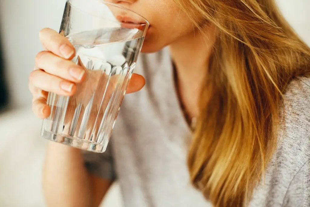 How Long Does It Take for Water to Digest? The Explanation by Scientists How Long Does It Take for Water to Digest? The Explanation by Scientists
