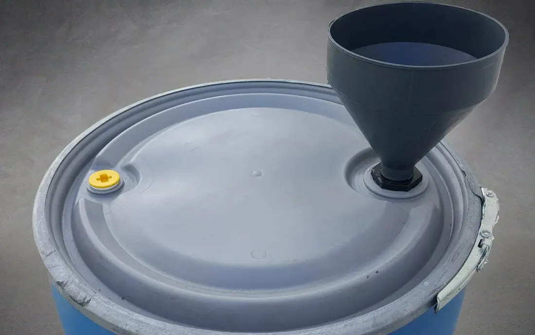 How-to-Treat-Water-Before-Storing-It How To Treat Water Before Storing It