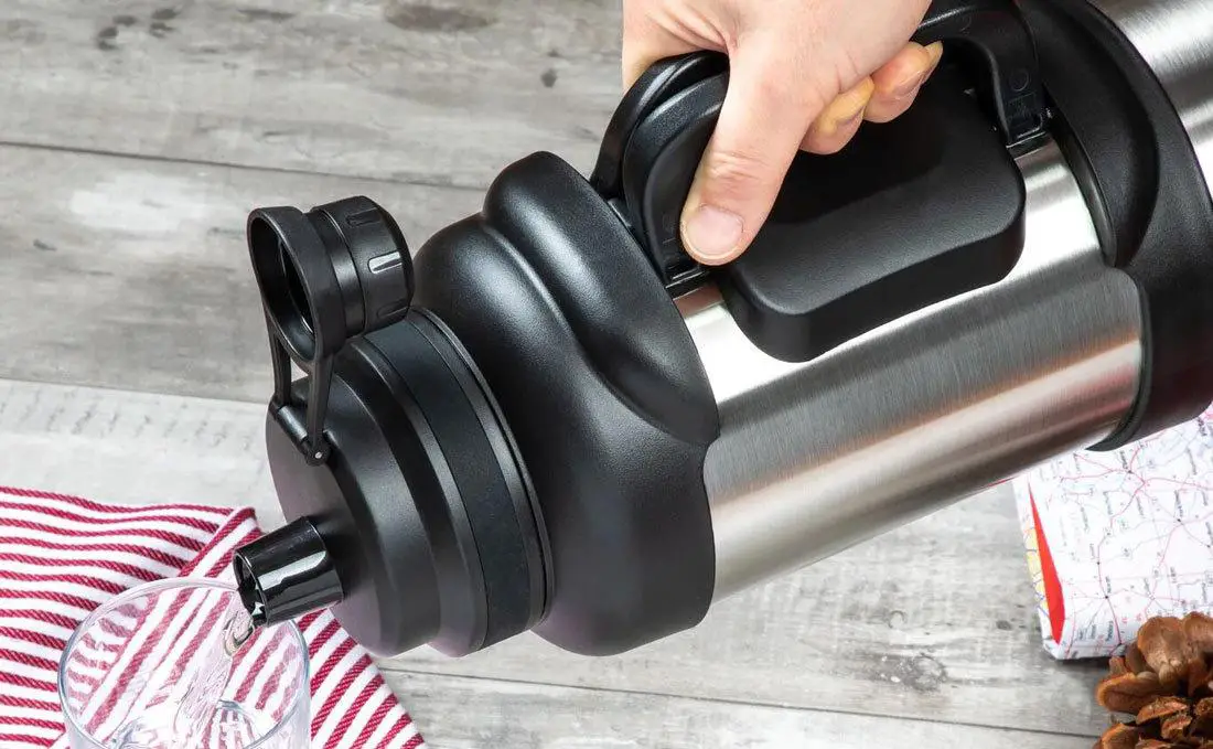 How-is-the-Manna-Stainless-Steel-Water-Bottle-different-from-other-reusable-water-bottles How is the Manna Stainless Steel Water Bottle different from other reusable water bottles?
