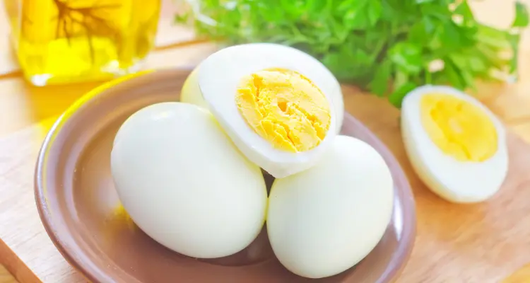 Is it safe to eat raw eggs?